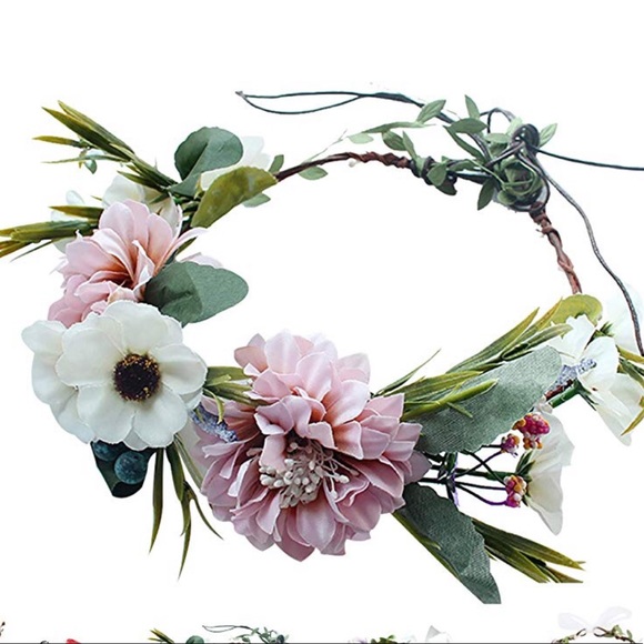 Other - Beautiful boho flower crown (set of two)
